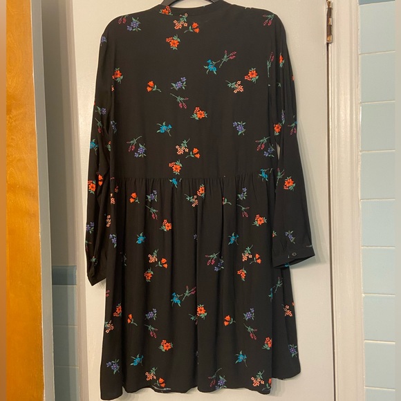 Old Navy Dress - Picture 2 of 3